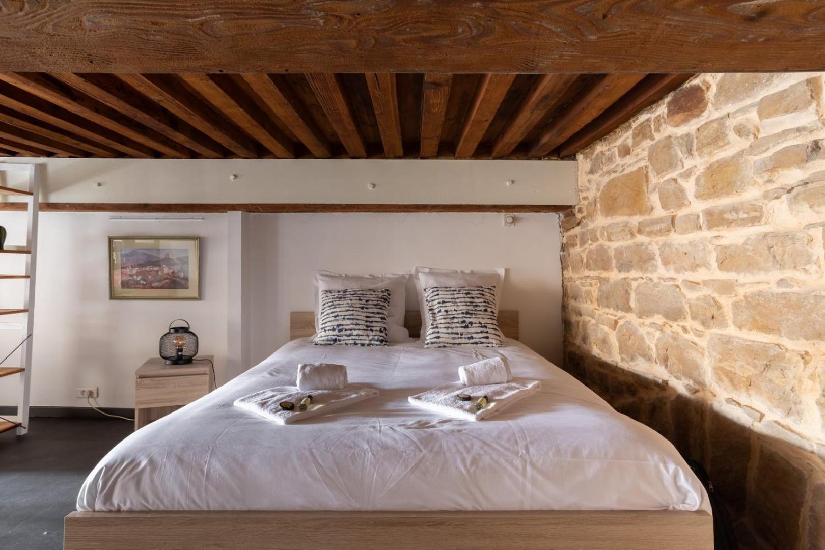 Guestready - Le Duplex Des Pentes Appartement Lyon Buitenkant foto